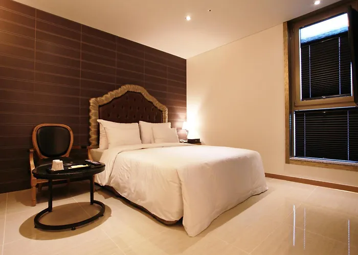 Boutique Sb Yeouido Hotel 3*